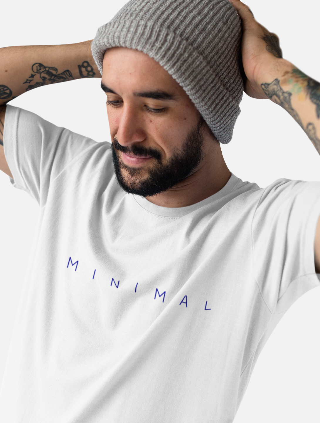 Minimal men’s round neck white tshirt