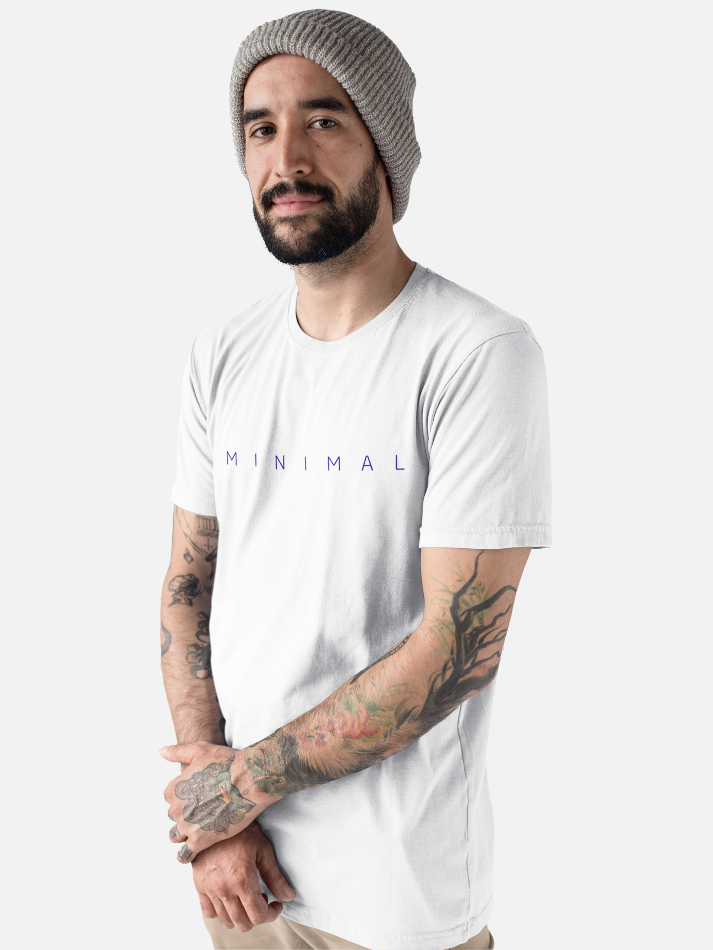 Minimal men’s round neck white tshirt